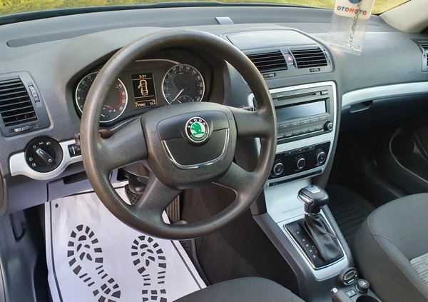 Skoda Octavia cena 25900 przebieg: 233000, rok produkcji 2011 z Ostrzeszów małe 254